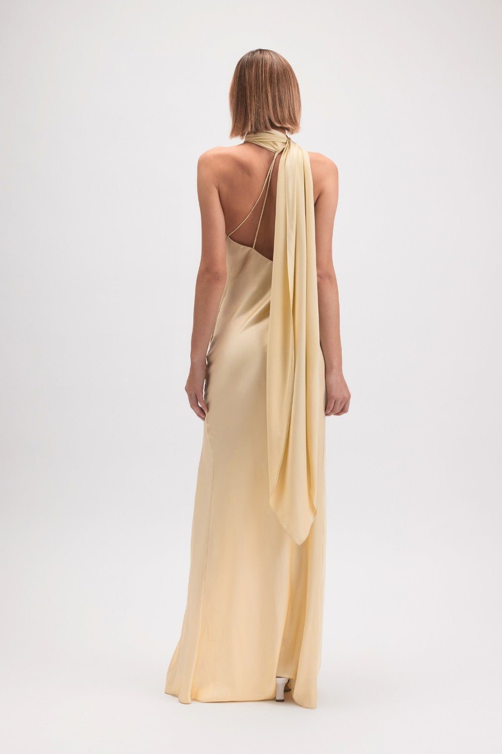 Emiliana - amarillo - Lend the Trend renta de vestidos mexico