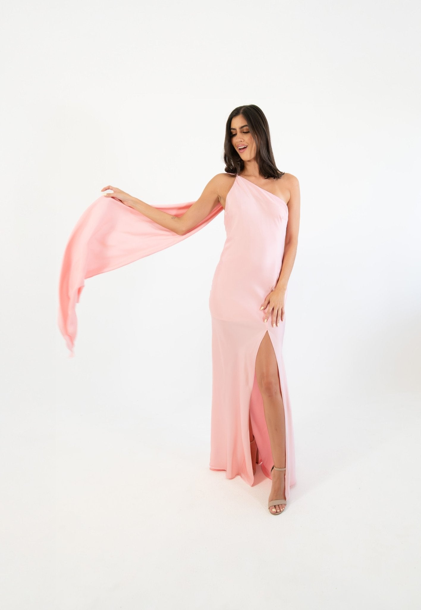 Emiliana - rosa - Lend the Trend renta de vestidos mexico