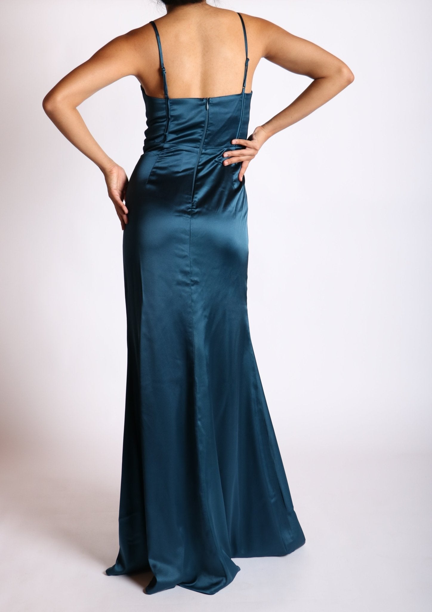 Evelyn - azul venta - Lend the Trend renta de vestidos mexico