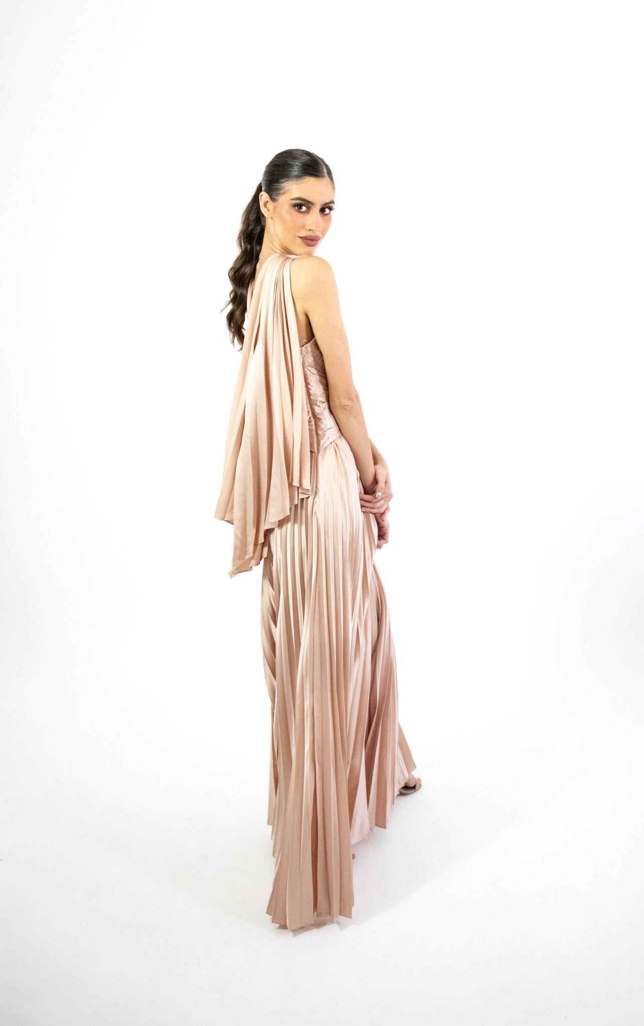Mabela - nude - Lend the Trend renta de vestidos mexico
