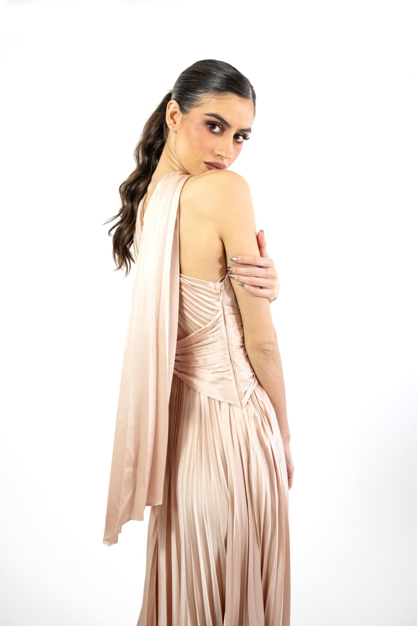 Mabela - nude - Lend the Trend renta de vestidos mexico