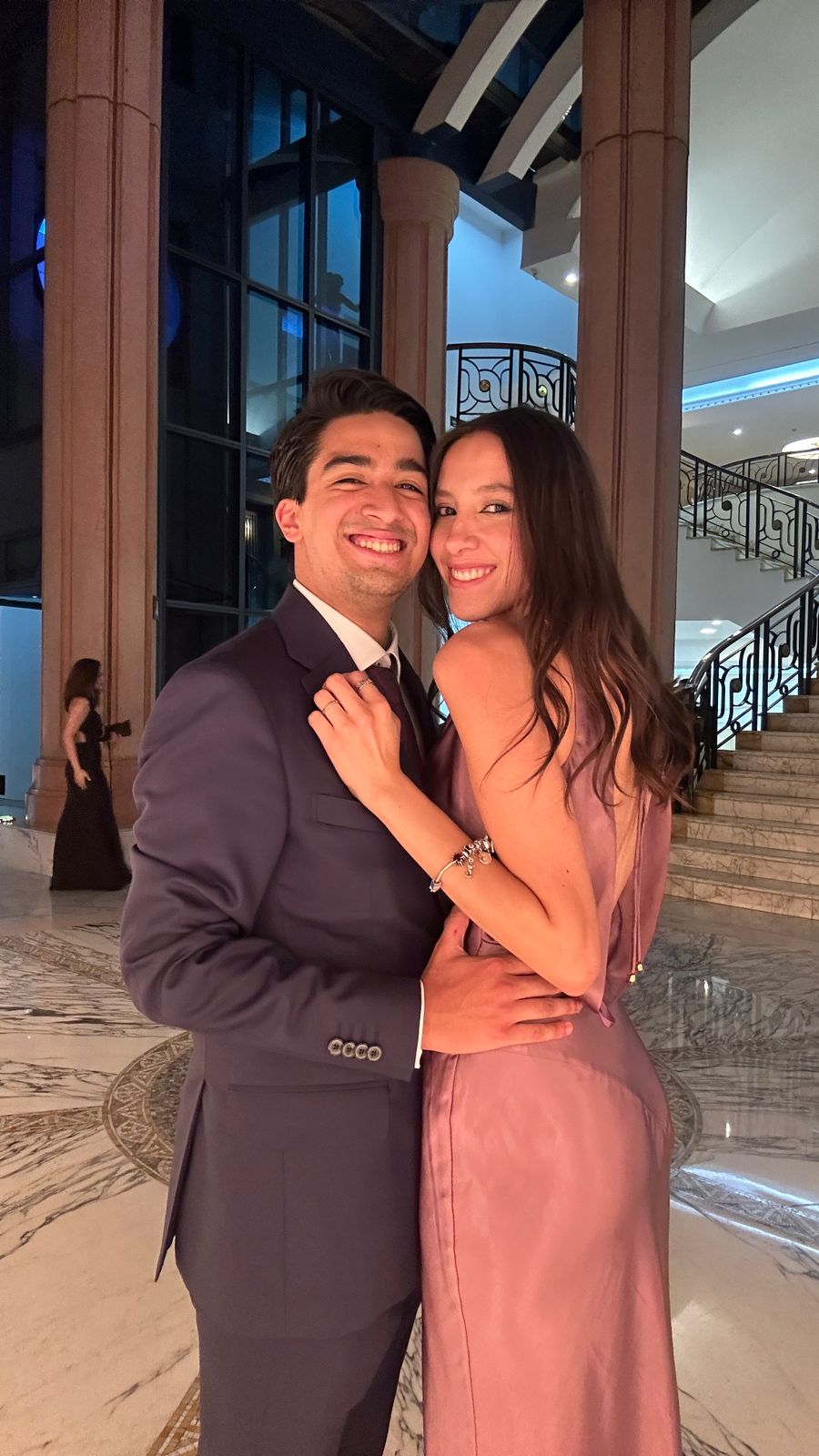 Marisa - morado - Lend the Trend renta de vestidos mexico