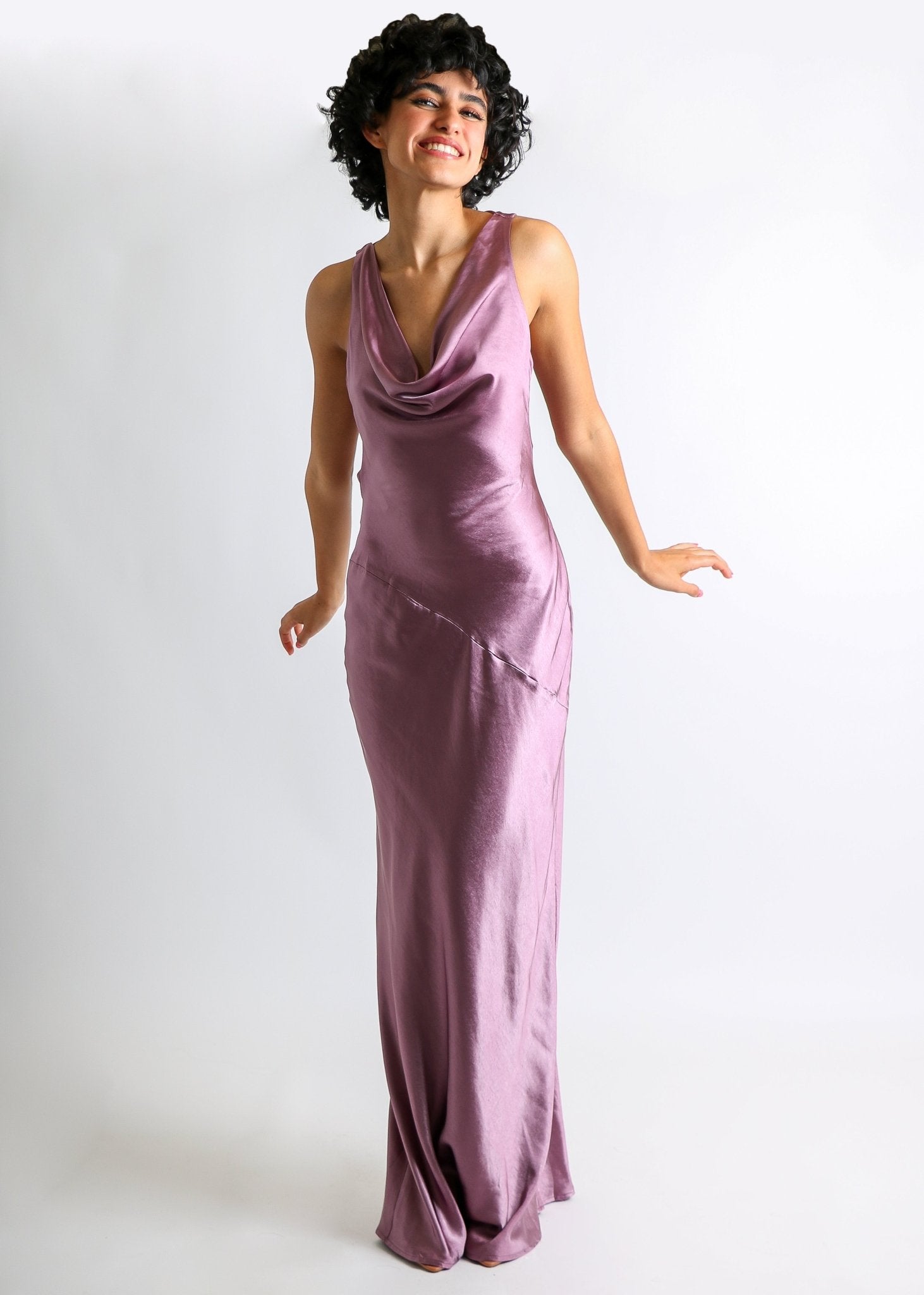 Marisa - morado - Lend the Trend renta de vestidos mexico