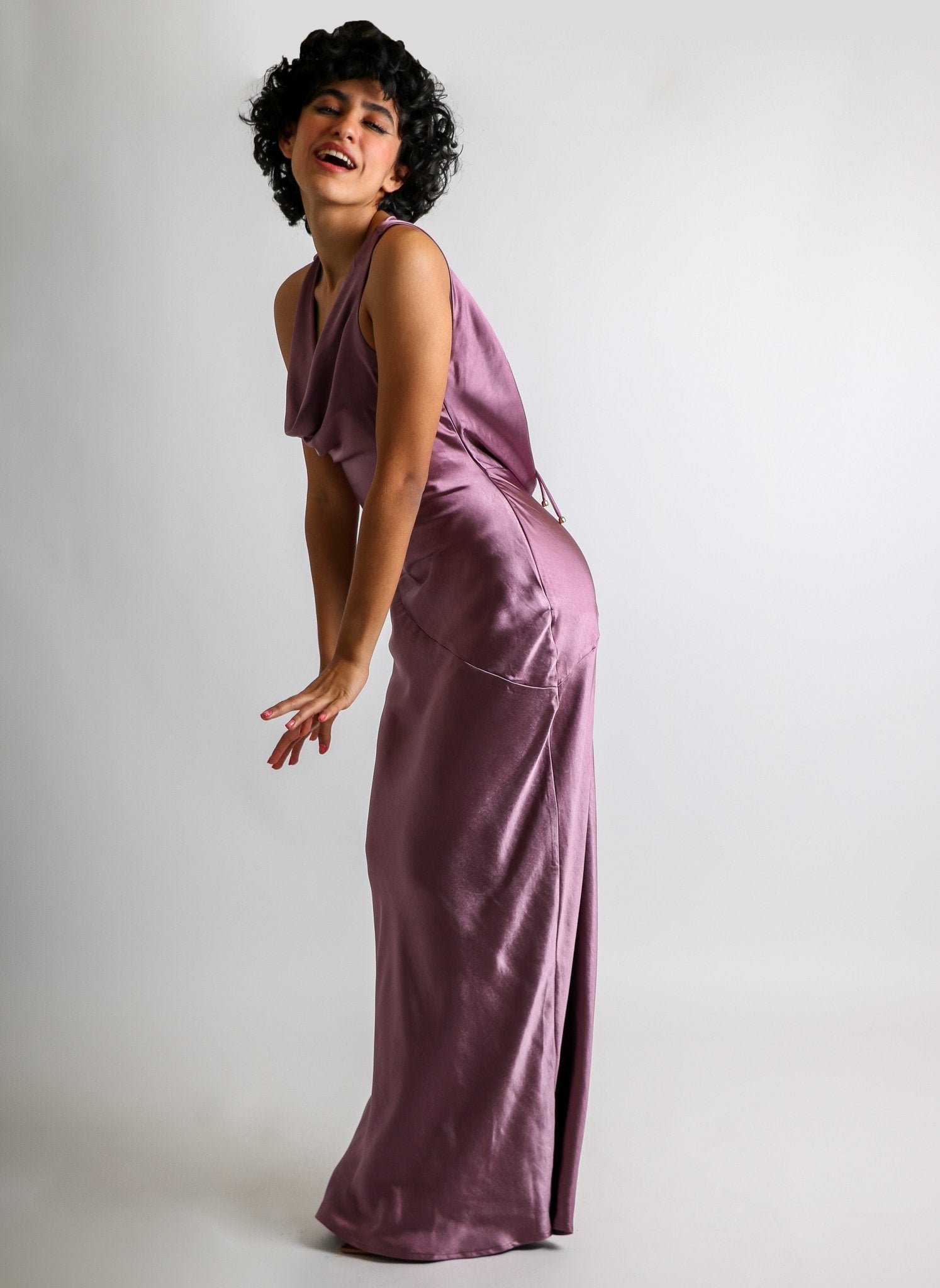 Marisa - morado - Lend the Trend renta de vestidos mexico