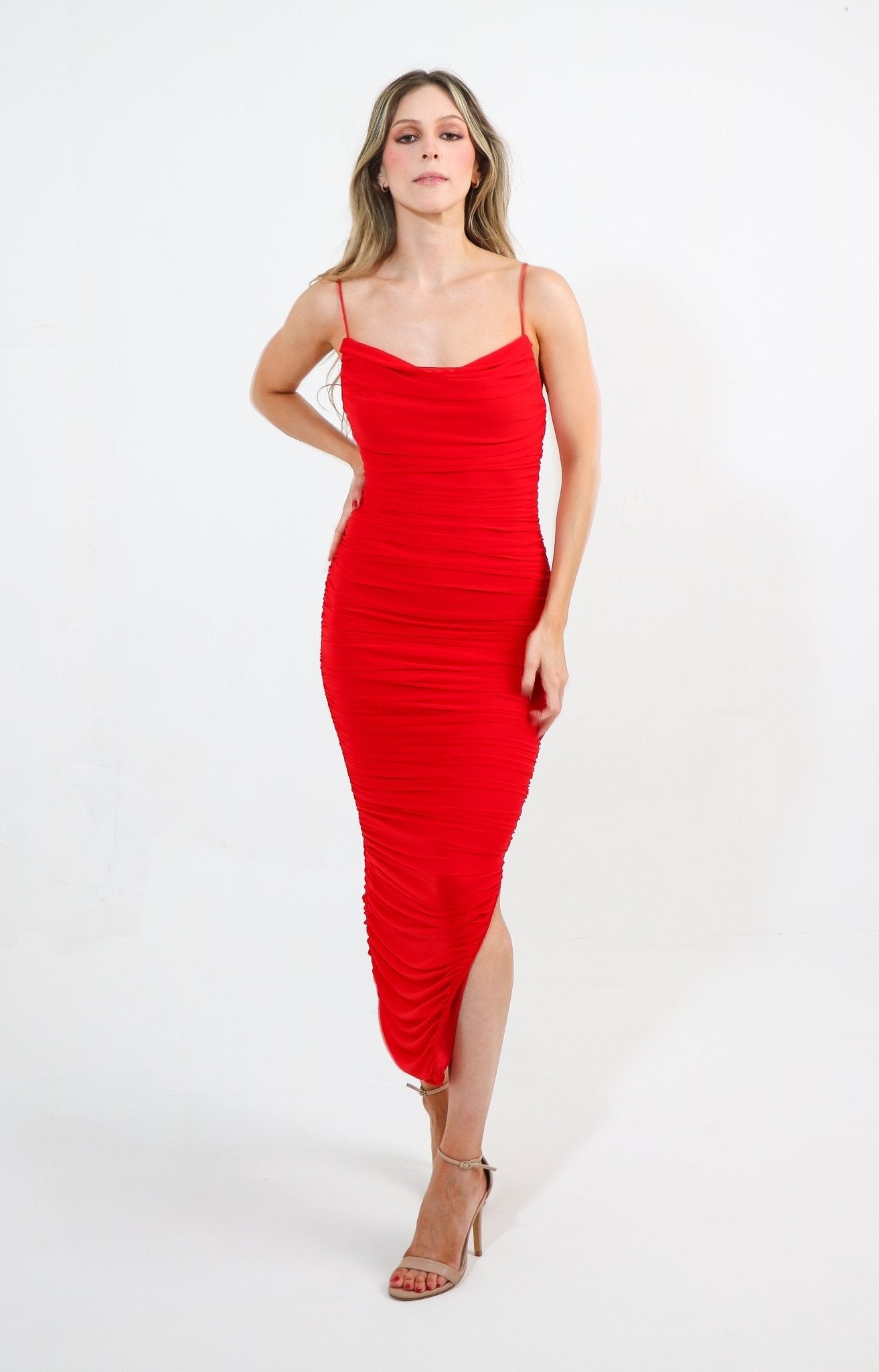 Pamela - rojo vivo venta - Lend the Trend renta de vestidos mexico