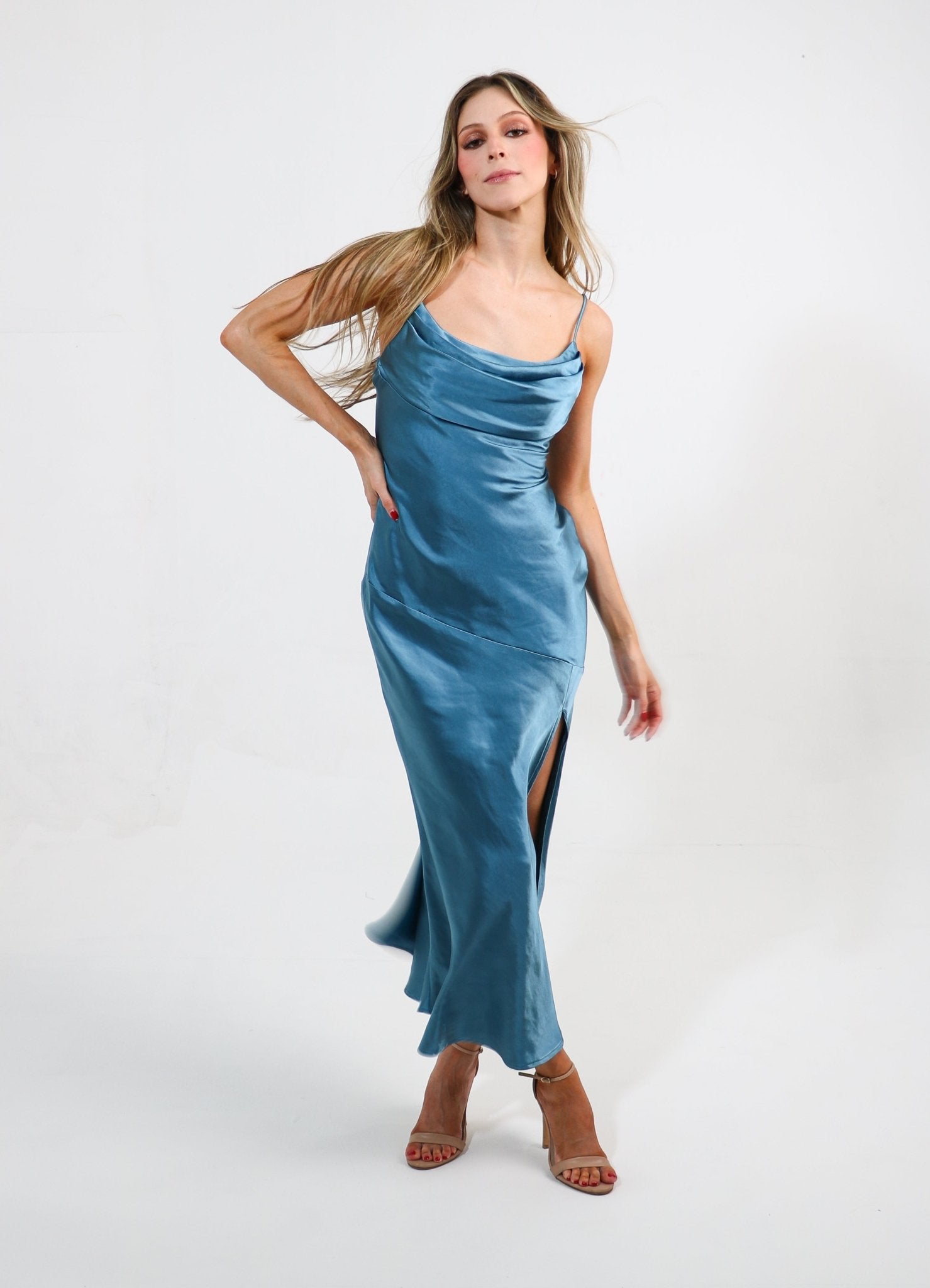 Tabata - azul oscuro - Lend the Trend renta de vestidos mexico