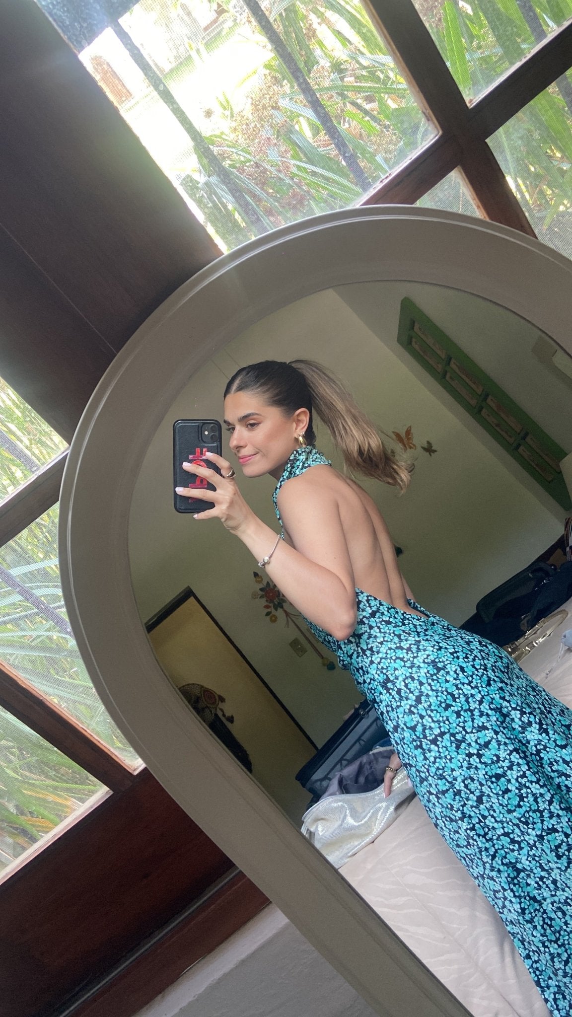 Vestido halter con espalda abierta - Ana Paula - Lend the Trend renta de vestidos mexico