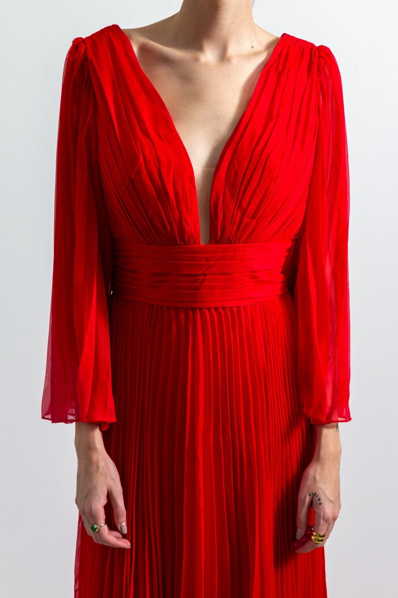 Anika - rojo - Lend the Trend renta de vestidos mexico