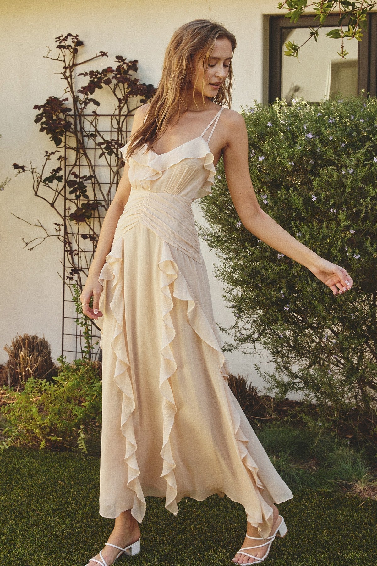 Berenice - blanco - Lend the Trend renta de vestidos mexico