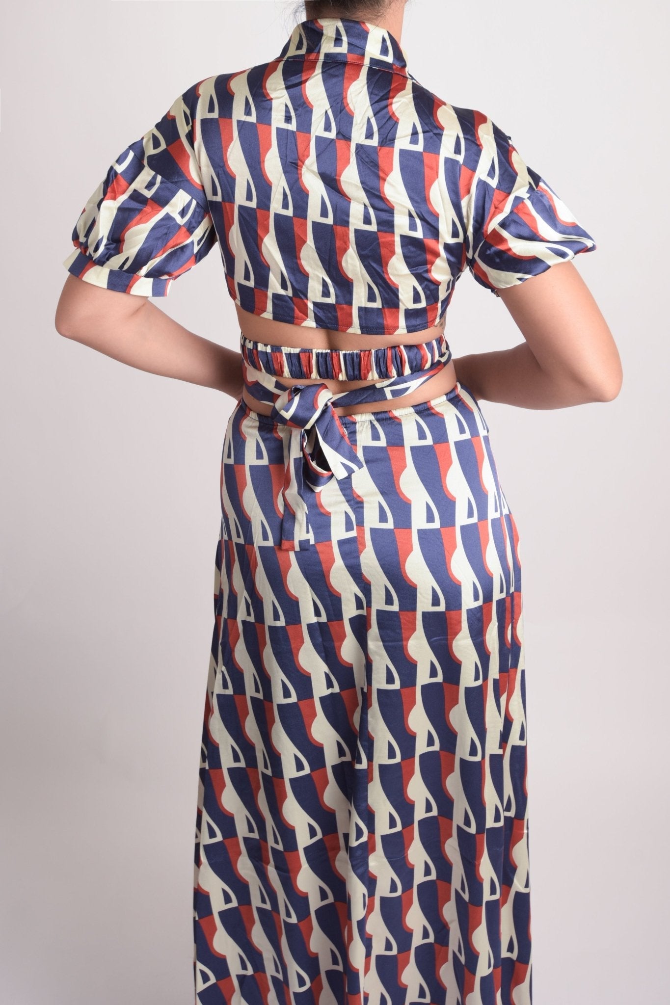 Carola - rojo venta - Lend the Trend renta de vestidos mexico