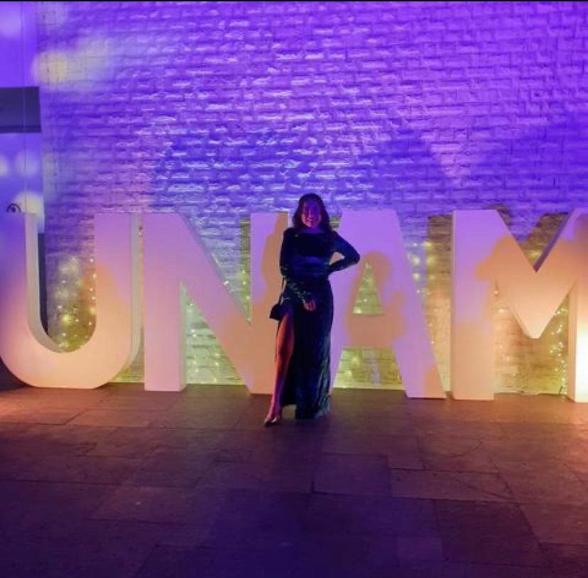 Iva - vestido largo verde - Lend the Trend renta de vestidos mexico