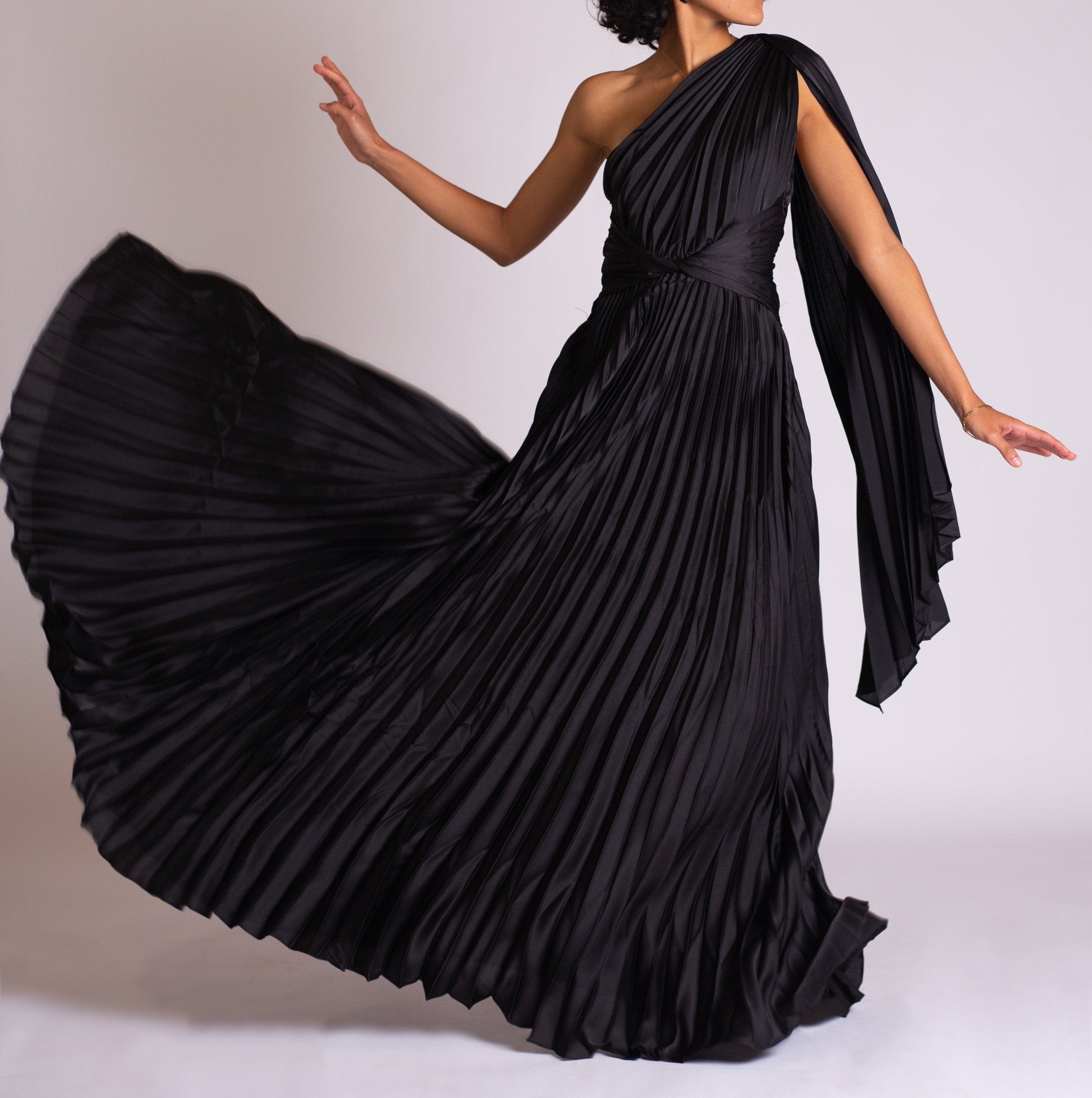 Mabela - negro - Lend the Trend renta de vestidos mexico