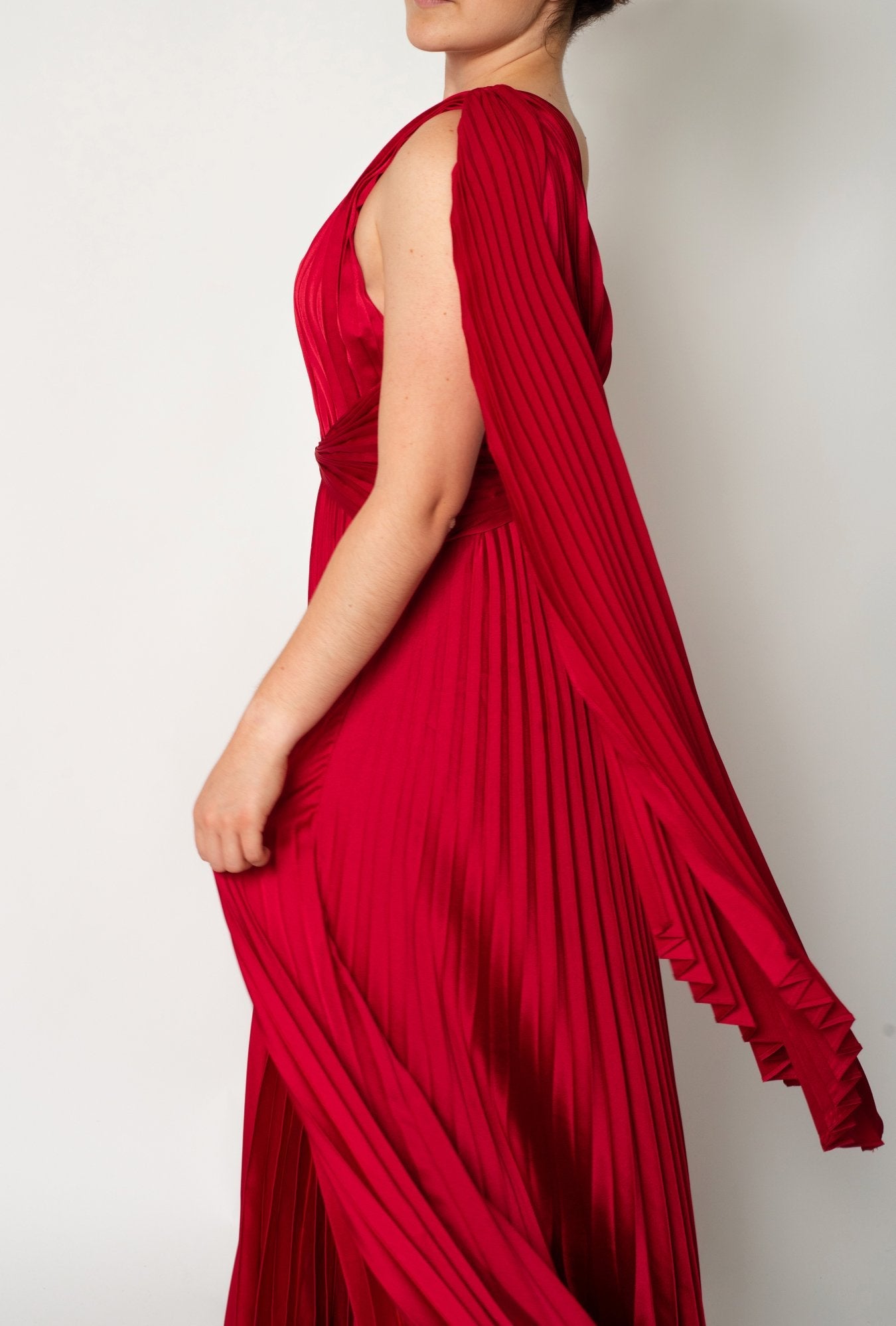 Mabela - rojo - Lend the Trend renta de vestidos mexico