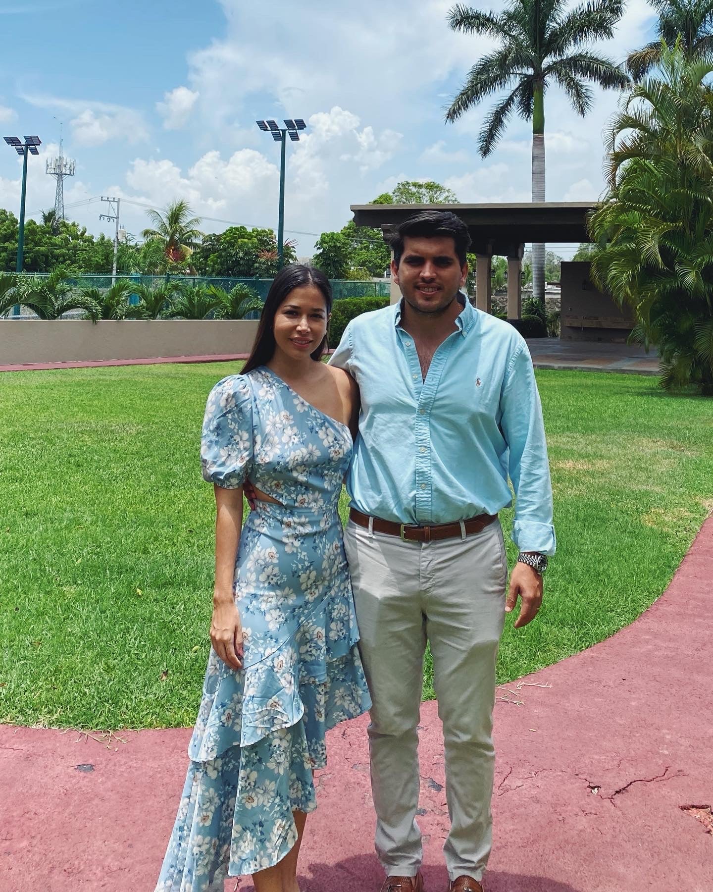 Nicola - Lend the Trend renta de vestidos mexico