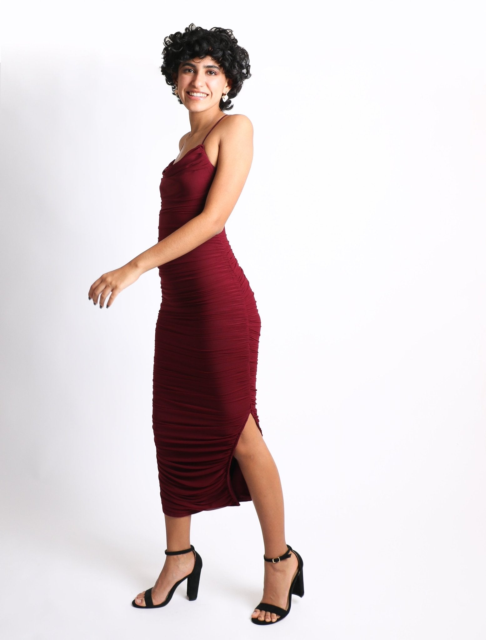 Pamela - rojo vino - Lend the Trend renta de vestidos mexico